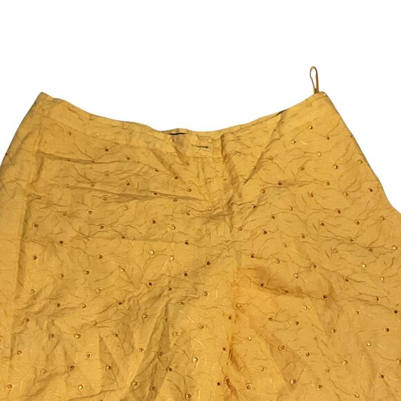 Ashley Stewart Eyelet Capri Pants Lined 18W - Picture 3 of 9